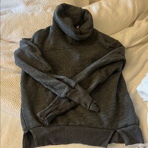 ALO Yoga Charcoal Turtleneck